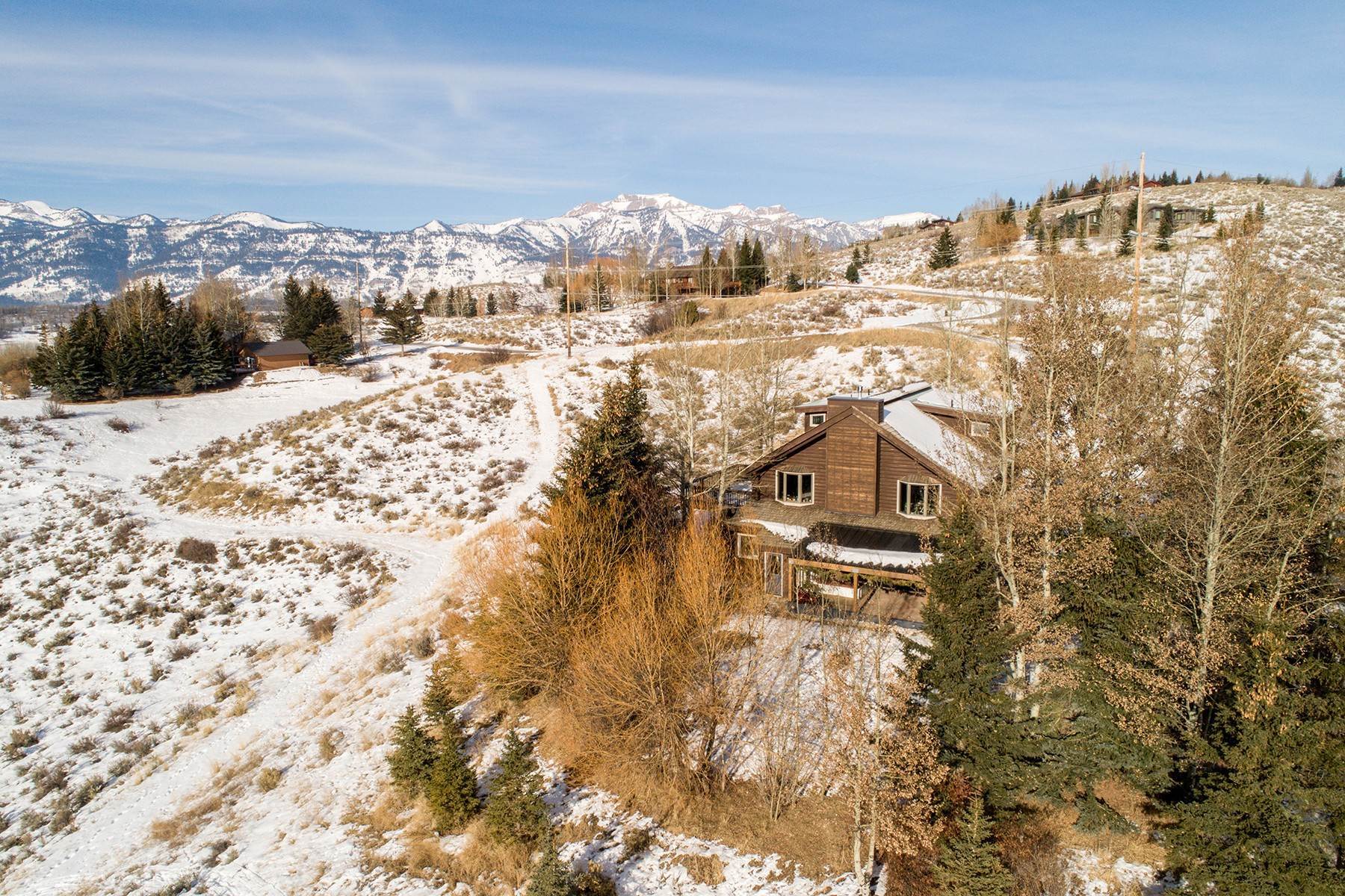 22. Single Family Homes for Sale at Modern Farmhouse Adjacent to Open Space 290 Bar Y Road Jackson, Wyoming 83001 United States