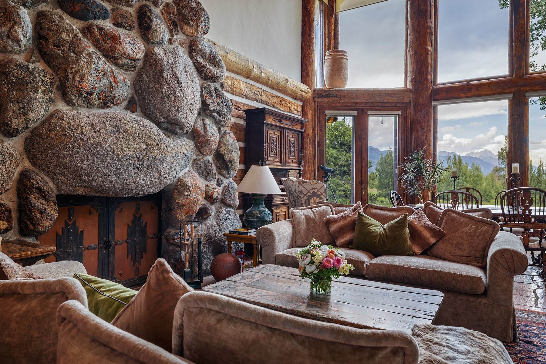 7. Single Family Homes for Sale at Jackson Hole Masterpiece 3355 S Fall Creek Road Wilson, Wyoming 83014 United States