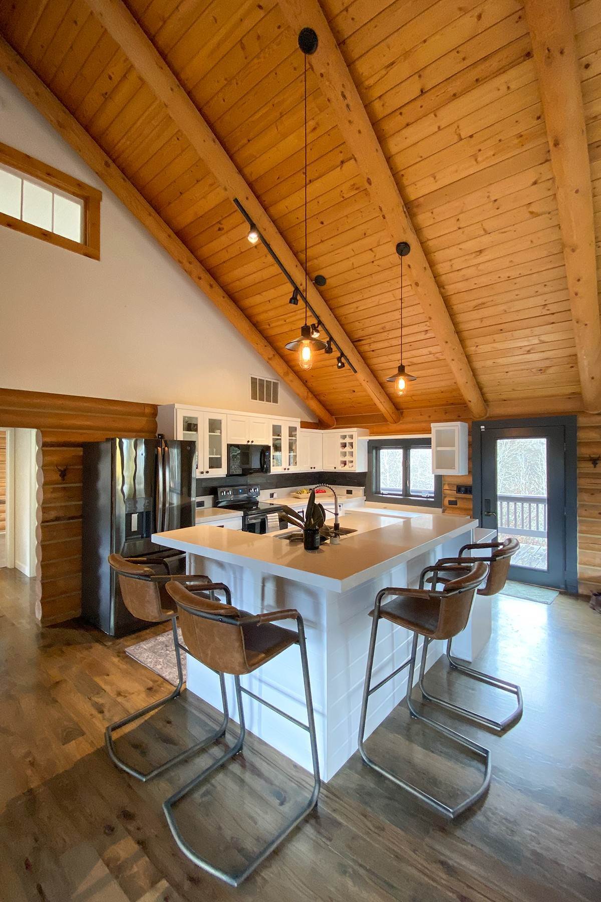 9. Single Family Homes for Sale at Modern Farmhouse Adjacent to Open Space 290 Bar Y Road Jackson, Wyoming 83001 United States
