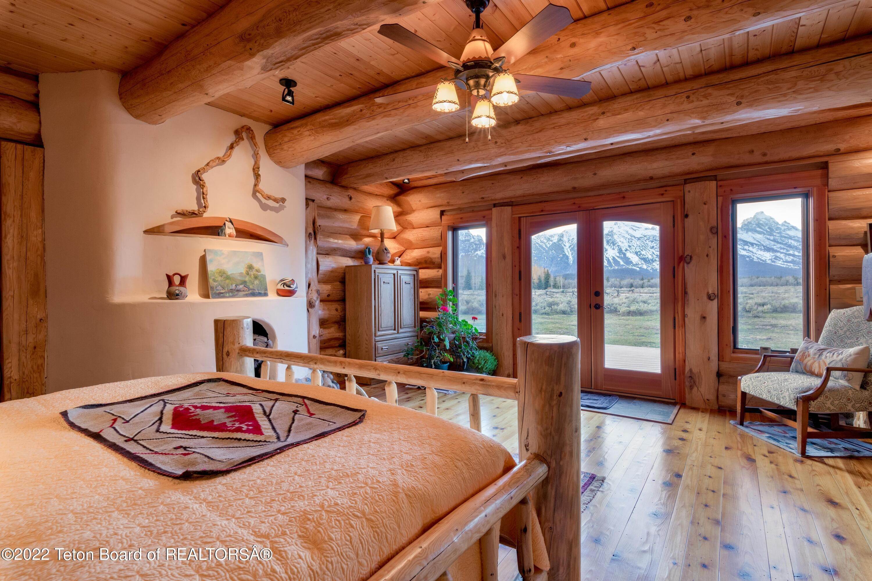 9. Single Family Homes for Sale at 425 E TRAP CLUB Road Jackson, Wyoming 83001 United States