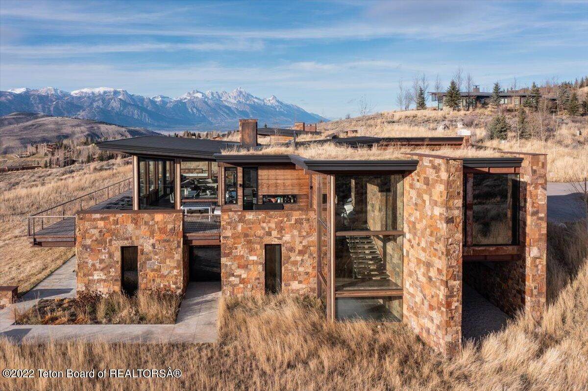 11. Single Family Homes for Sale at 1285 N LOWER RIDGE Road Jackson, Wyoming 83001 United States