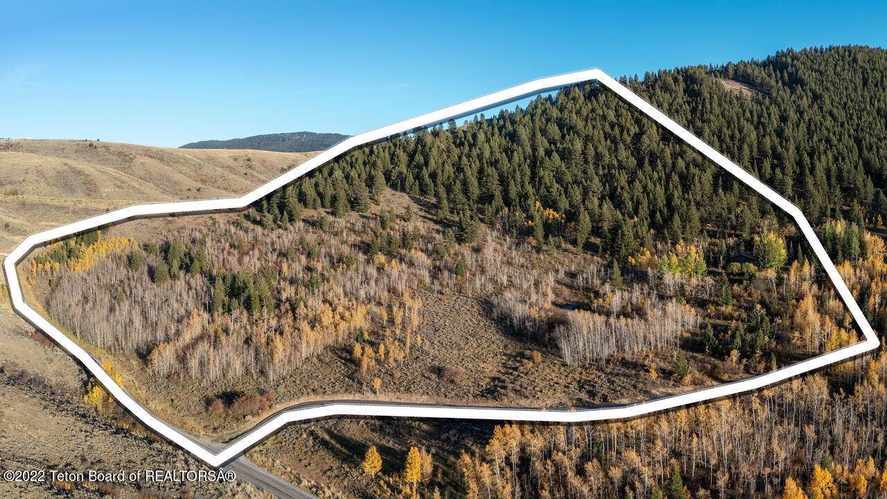 20. Land for Sale at 990 PINE SISKIN Jackson, Wyoming 83001 United States