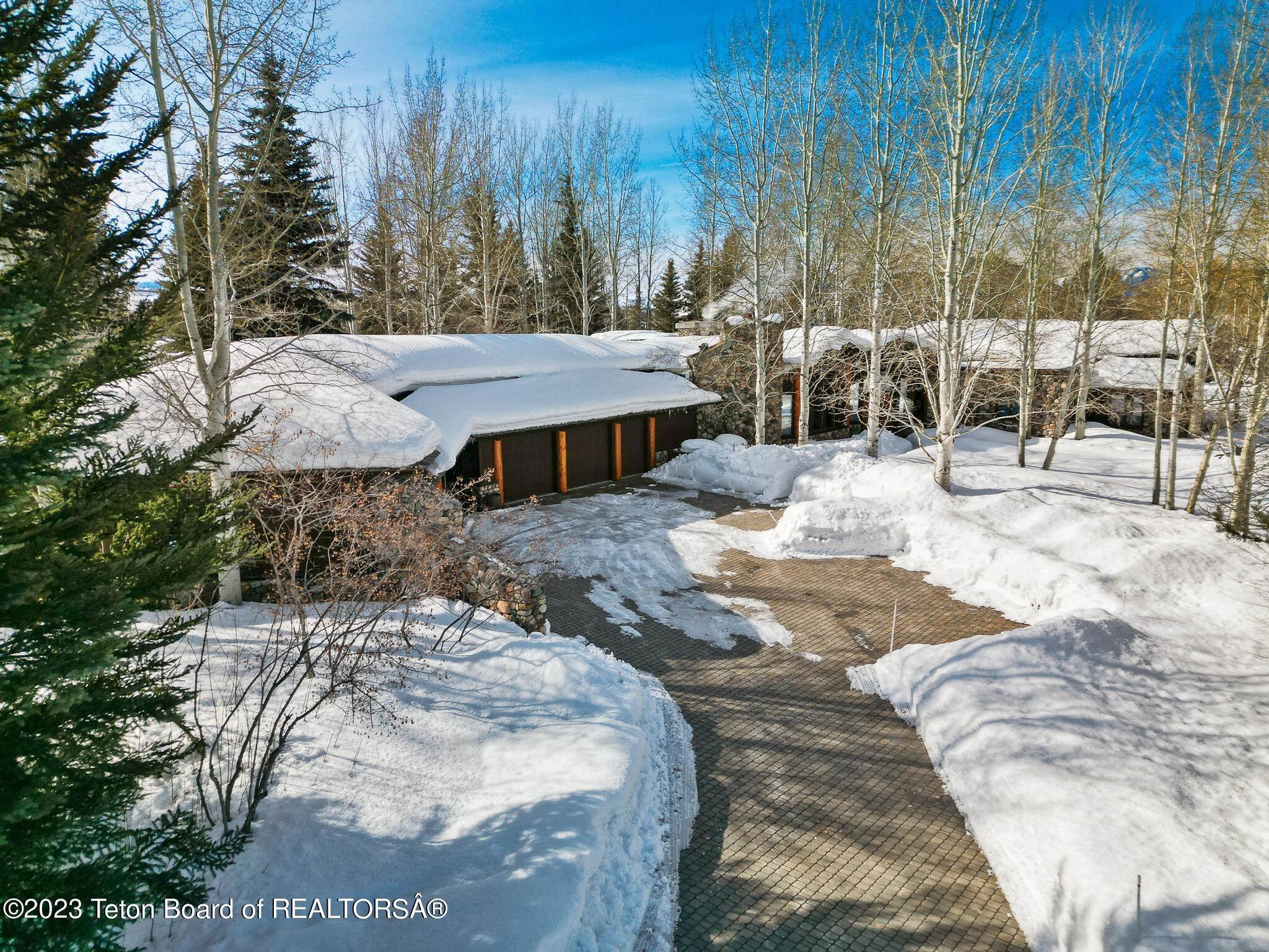 13. Single Family Homes for Sale at 20 HUCKLEBERRY Drive Jackson, Wyoming 83001 United States
