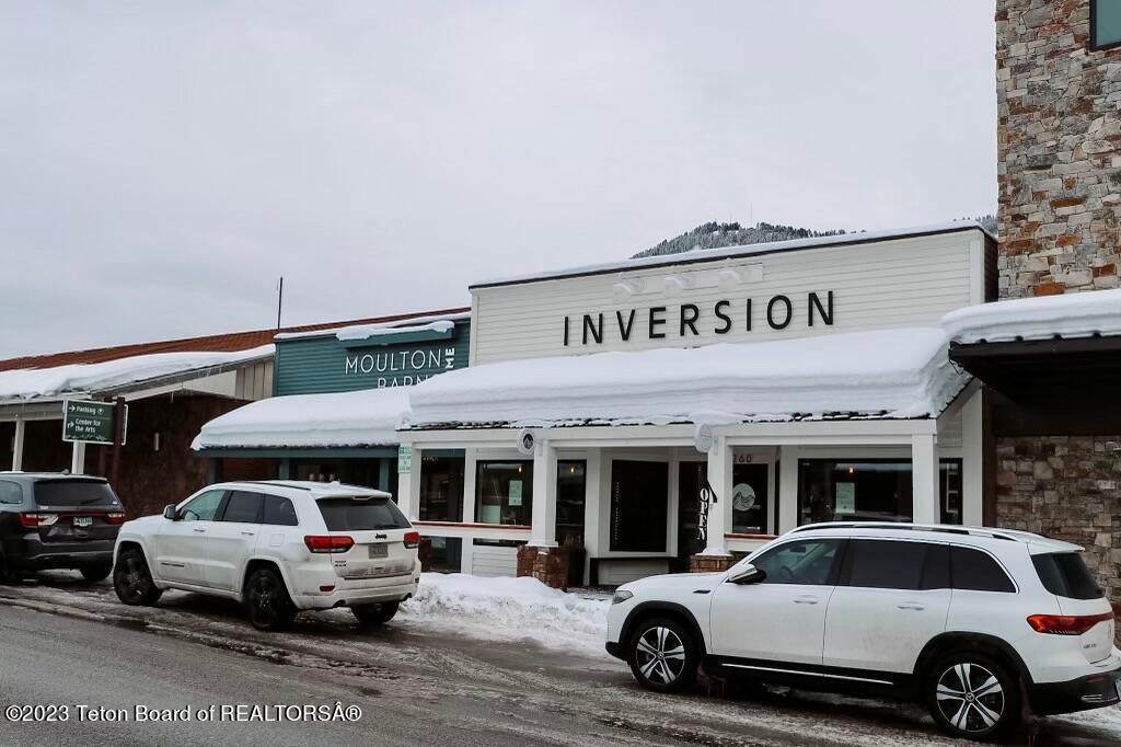 Commercial for Sale at 260 W PEARL Avenue 260 W PEARL Avenue Jackson, Wyoming 83001 United States