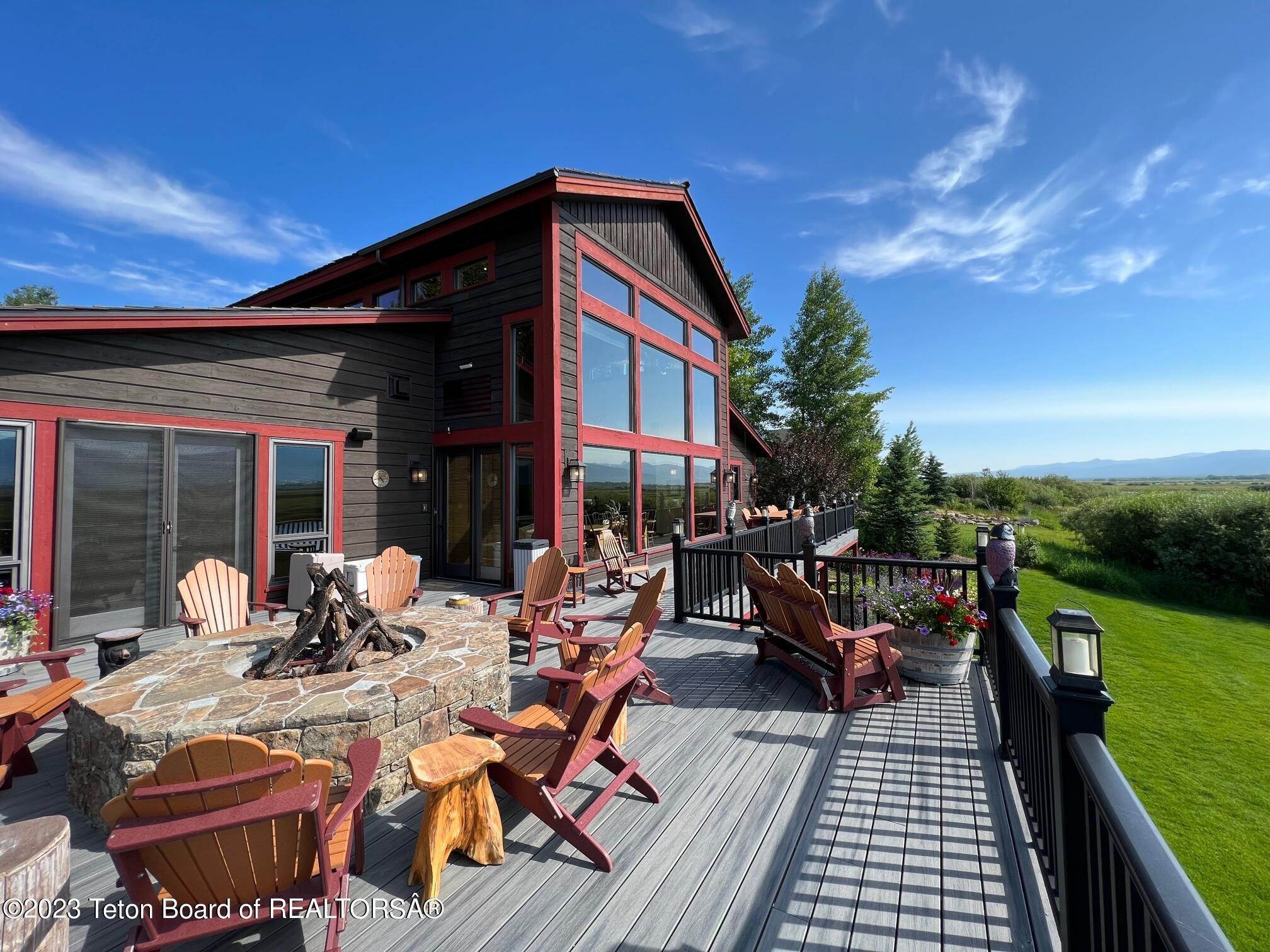 13. Single Family Homes for Sale at 4053 S ADAMS Road 4053 S ADAMS Road Driggs, Idaho 83422 United States