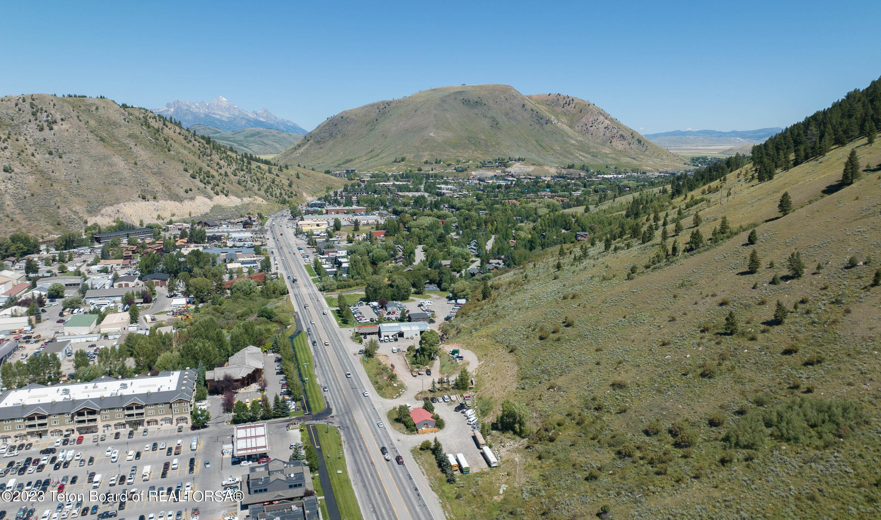 6. Commercial for Sale at 1400/1450 S HIGHWAY 89 1400/1450 S HIGHWAY 89 Jackson, Wyoming 83001 United States