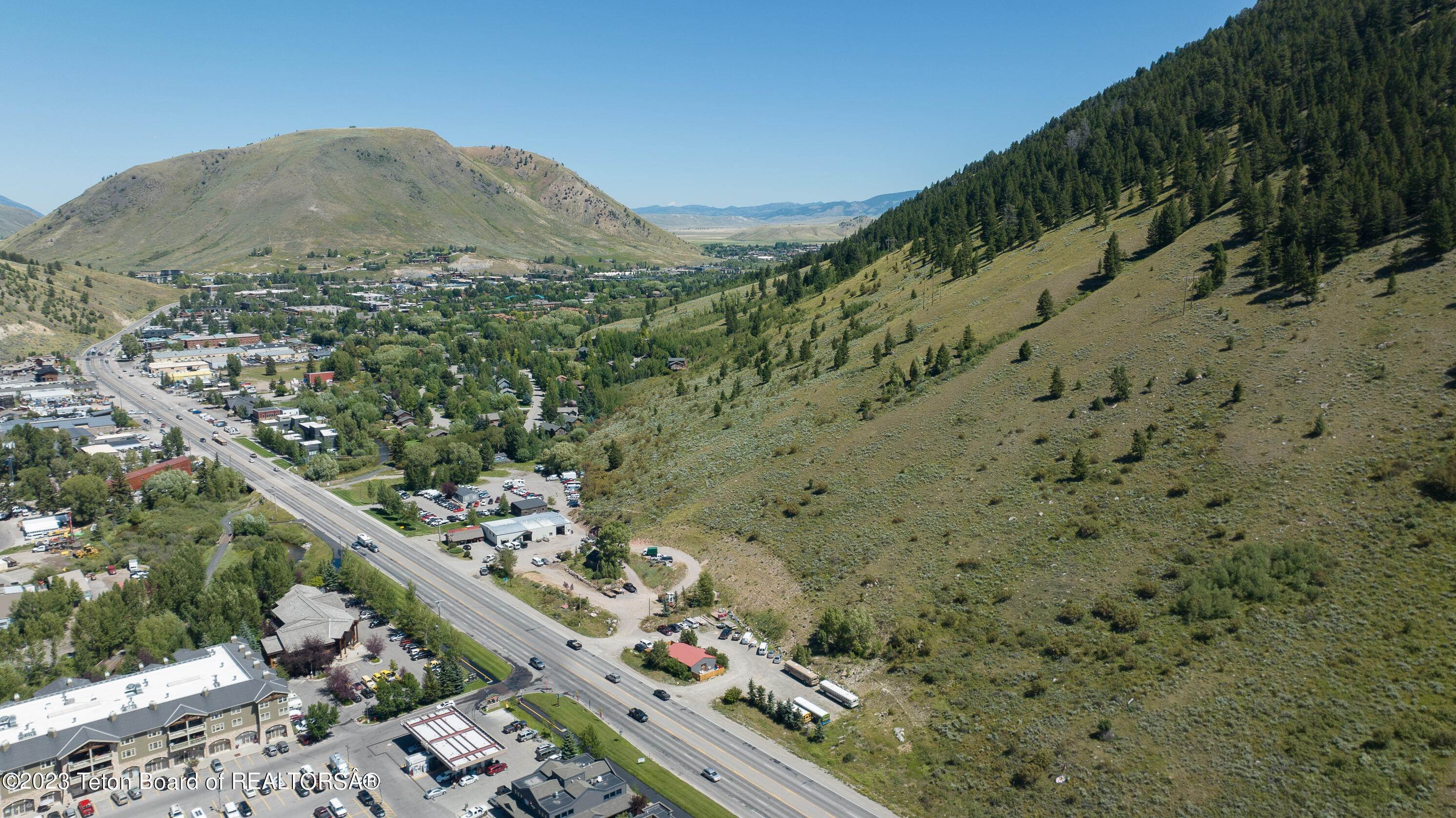 8. Commercial for Sale at 1400/1450 S HIGHWAY 89 1400/1450 S HIGHWAY 89 Jackson, Wyoming 83001 United States