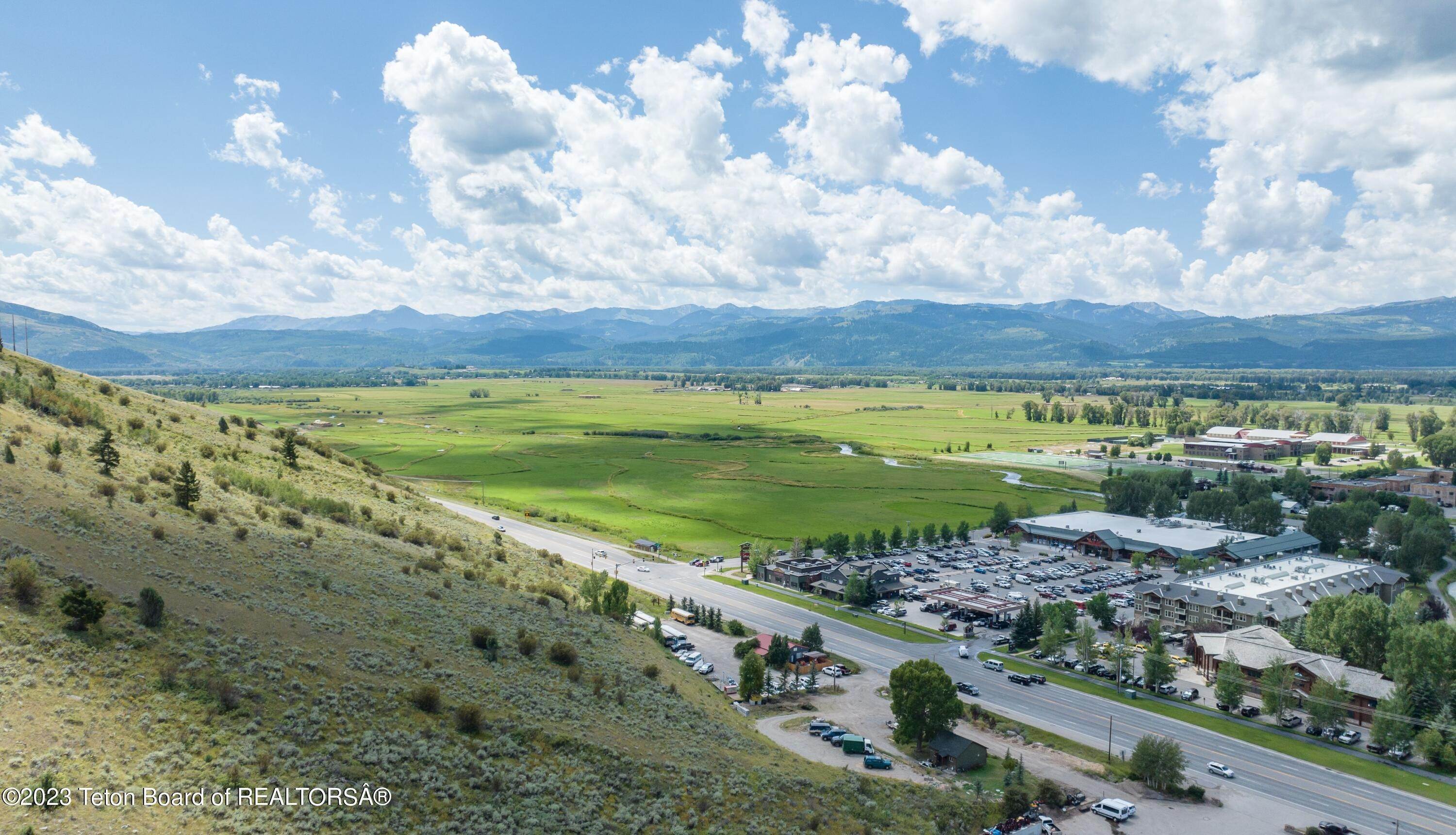 7. Commercial for Sale at 1400/1450 S HIGHWAY 89 1400/1450 S HIGHWAY 89 Jackson, Wyoming 83001 United States