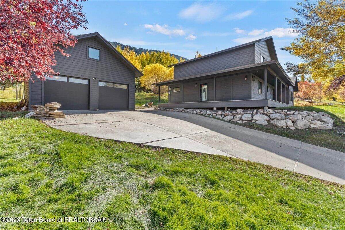 Single Family Homes for Sale at 670 RODEO Drive 670 RODEO Drive Jackson, Wyoming 83001 United States