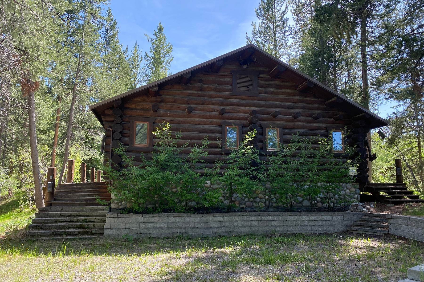 6. Single Family Homes for Sale at East Timber Lane 8870 E Timber Lane Jackson, Wyoming 83001 United States
