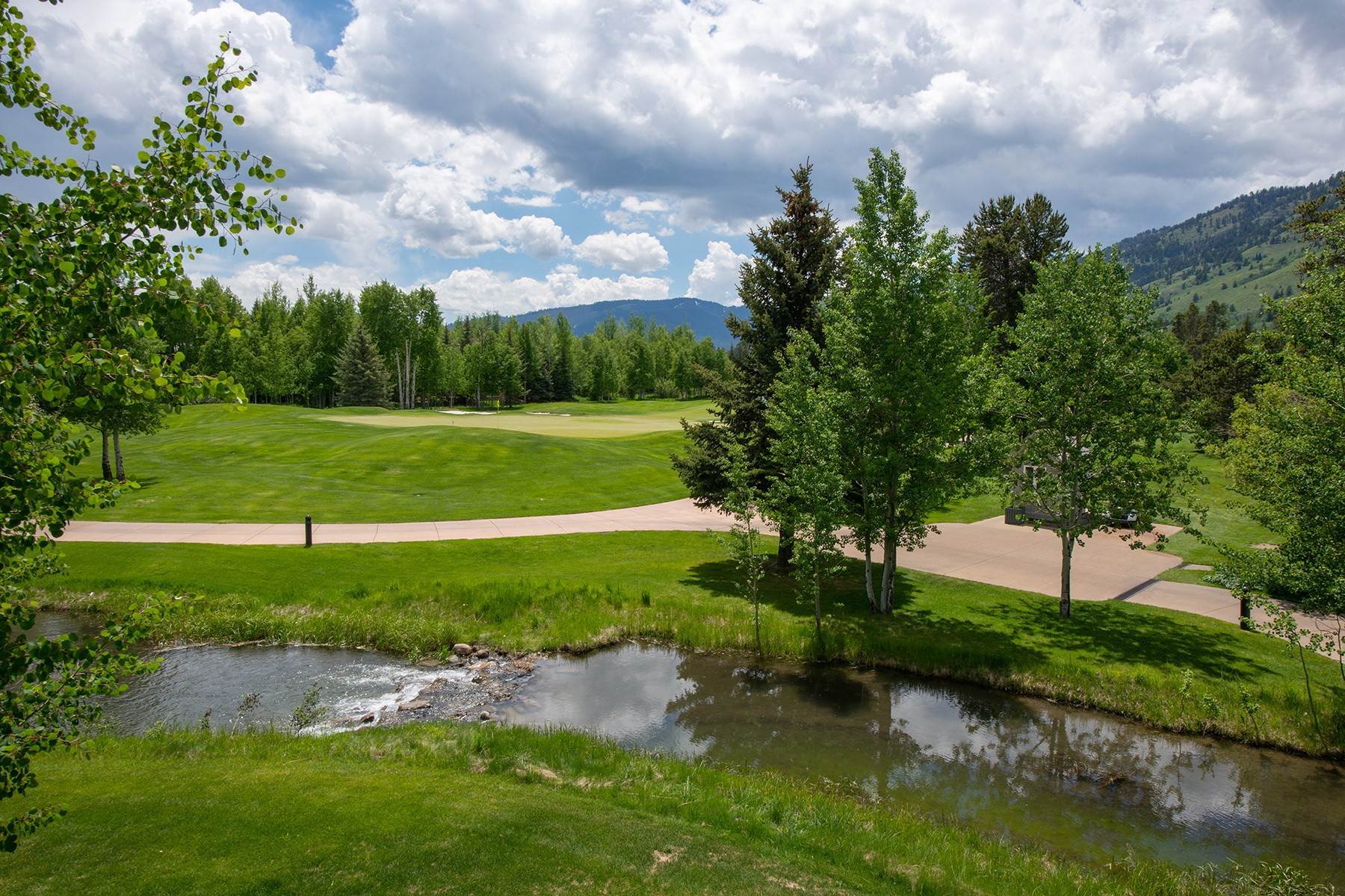 20. Fractional Ownership Property for Sale at Teton Pines Residence Club 3466 N Clubhouse Drive Wilson, Wyoming 83014 United States