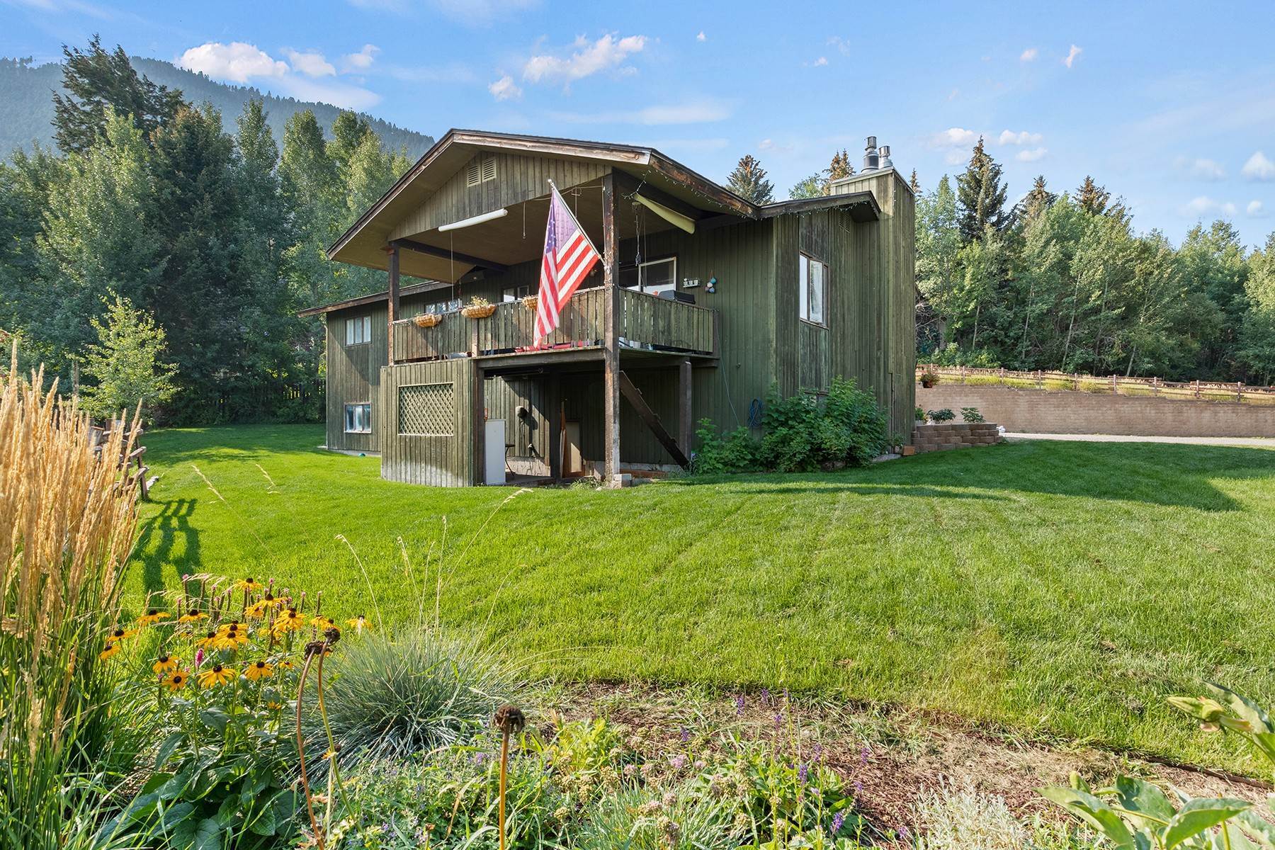 2. Single Family Homes for Sale at 460 Aspen Drive Jackson, Wyoming 83001 United States