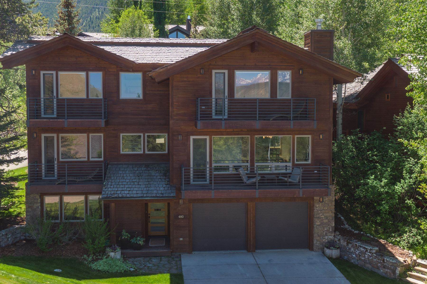 21. Single Family Homes for Sale at 480 Henley Road Jackson, Wyoming 83001 United States