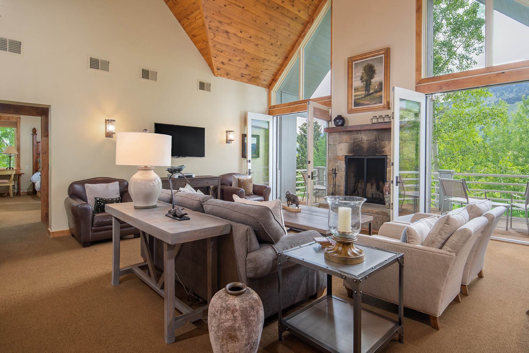 1. Fractional Ownership Property for Sale at Teton Pines Residence Club 3466 N Clubhouse Drive Wilson, Wyoming 83014 United States