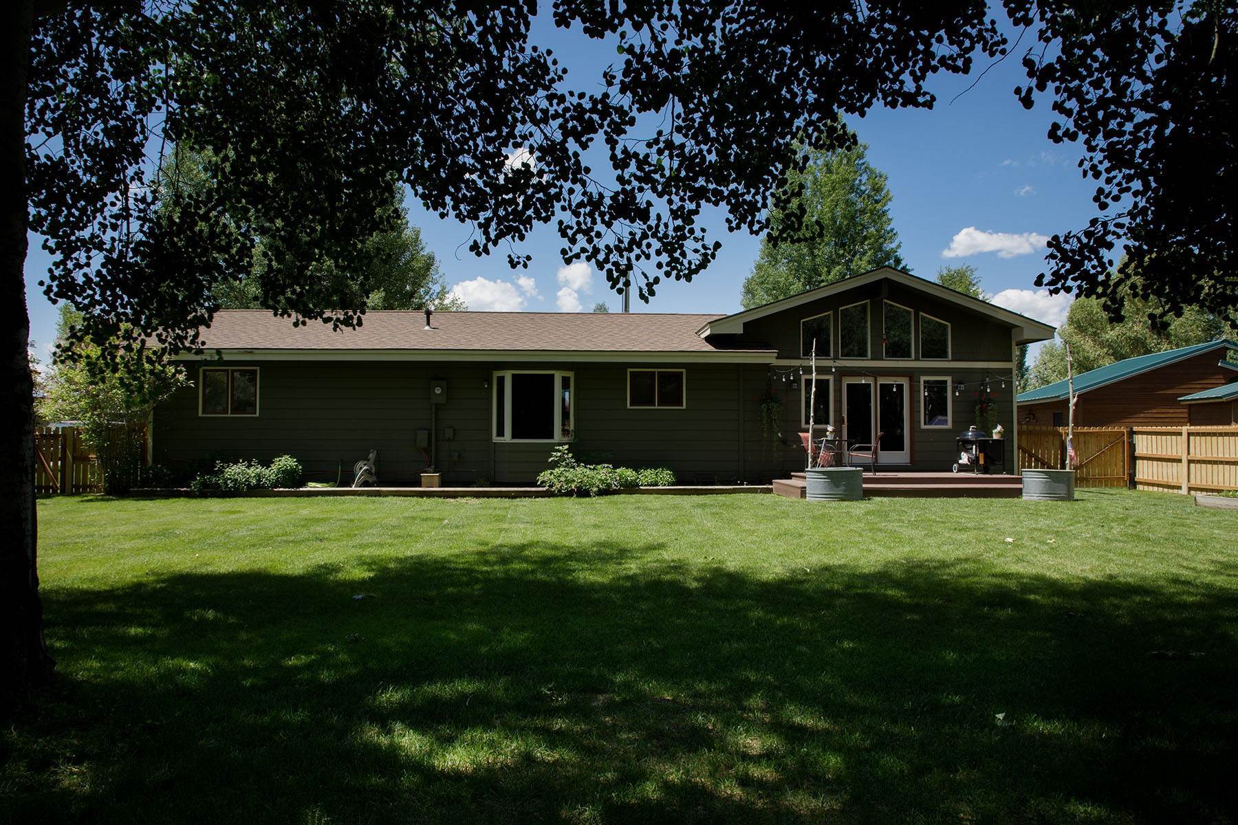 31. Single Family Homes for Sale at Beaverslide Drive 3220 S Beaverslide Dr Jackson, Wyoming 83001 United States
