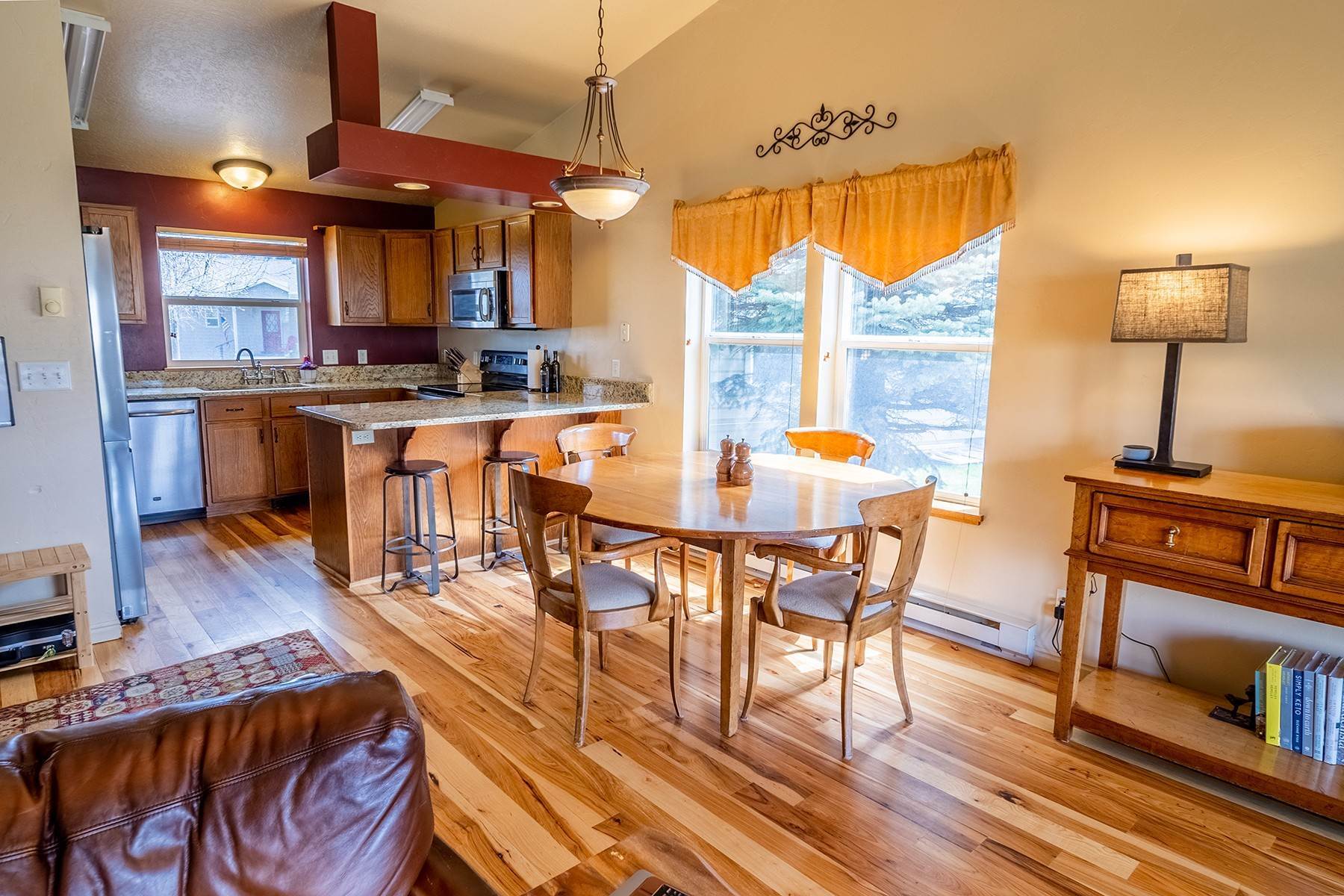 4. Townhouse for Sale at Light-Filled Townhouse in Alpine 504 Snake River Drive, #C2 Alpine, Wyoming 83128 United States