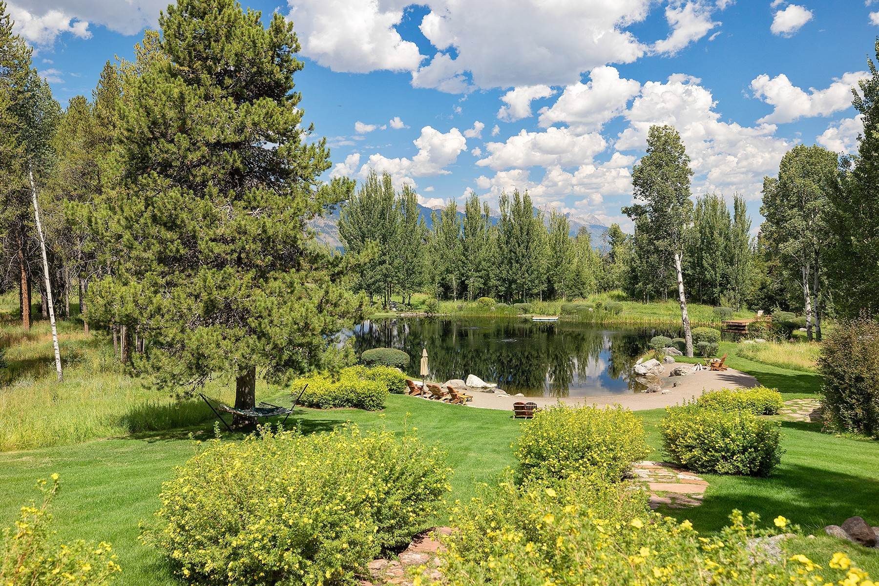 41. Single Family Homes for Sale at Jackson Hole Masterpiece 3355 S Fall Creek Road Wilson, Wyoming 83014 United States