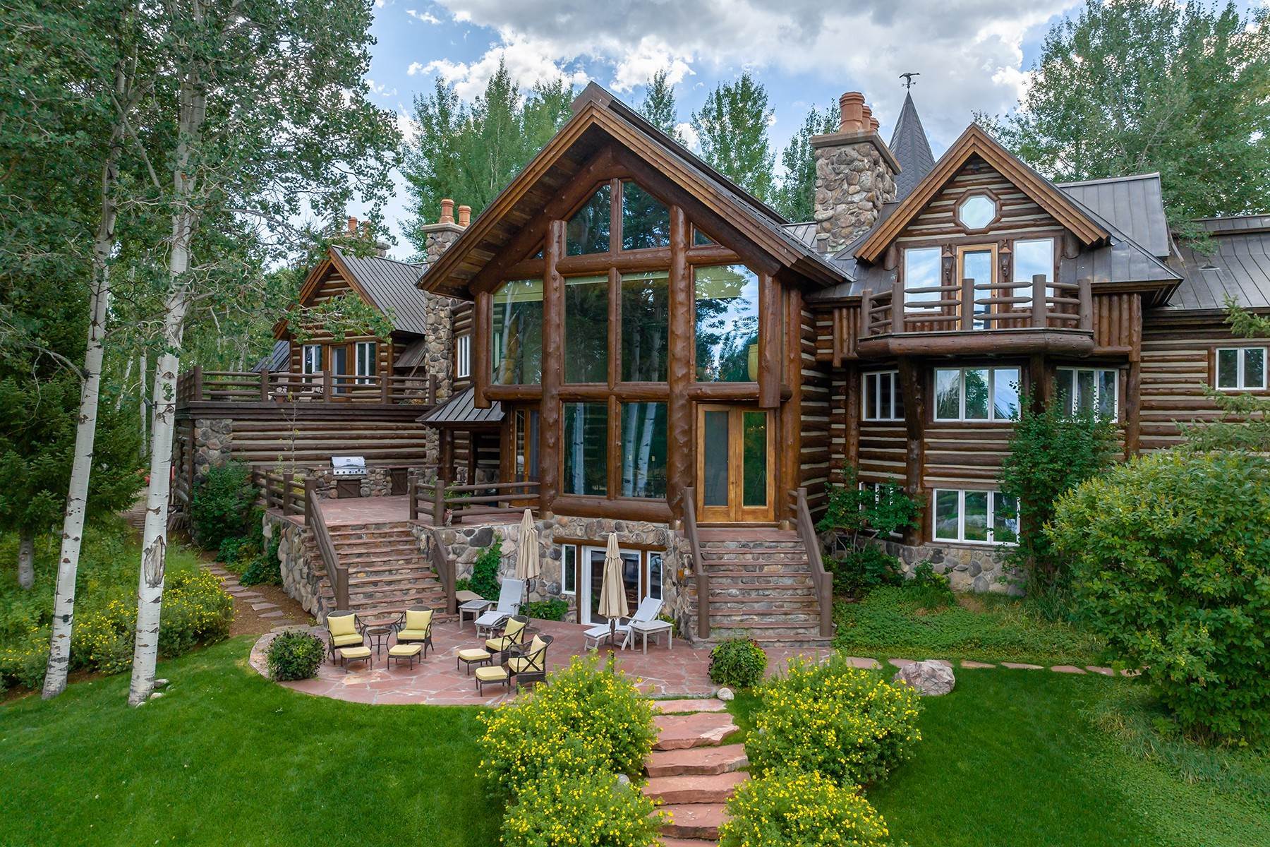 39. Single Family Homes por un Venta en Jackson Hole Masterpiece 3355 S Fall Creek Road Wilson, Wyoming 83014 Estados Unidos