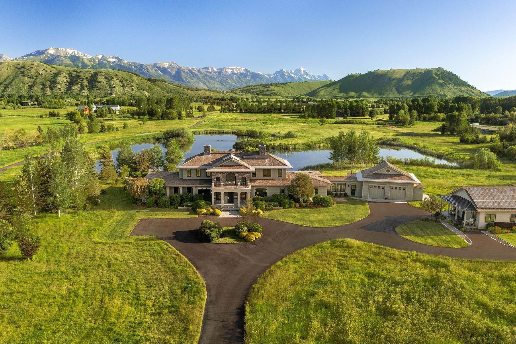 47. Single Family Homes for Sale at Sanctuary with Teton Views in Dairy Ranches 2670 W Dairy Lane Jackson, Wyoming 83001 United States