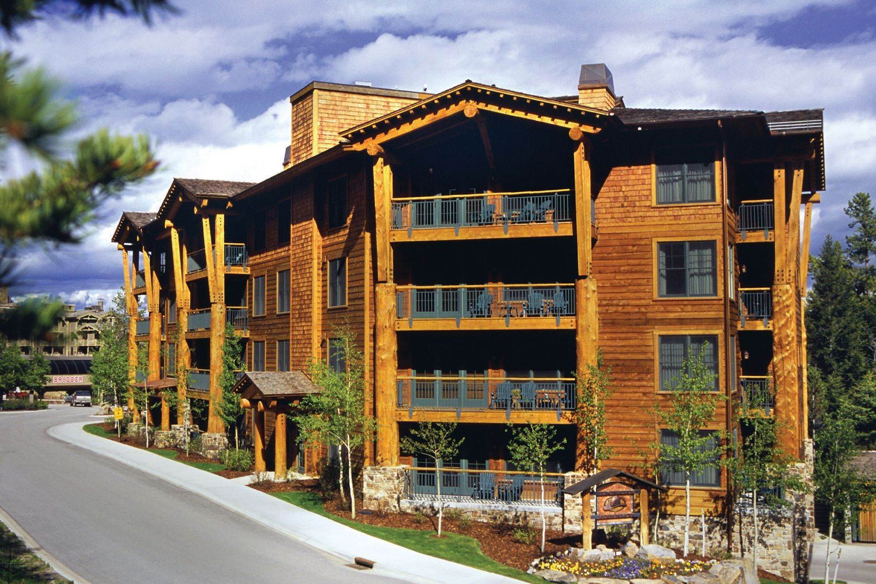 2. Fractional Ownership Property for Sale at Fractional Ownership at the Teton Club 3340 W Cody Lane, #203 Teton Village, Wyoming 83025 United States