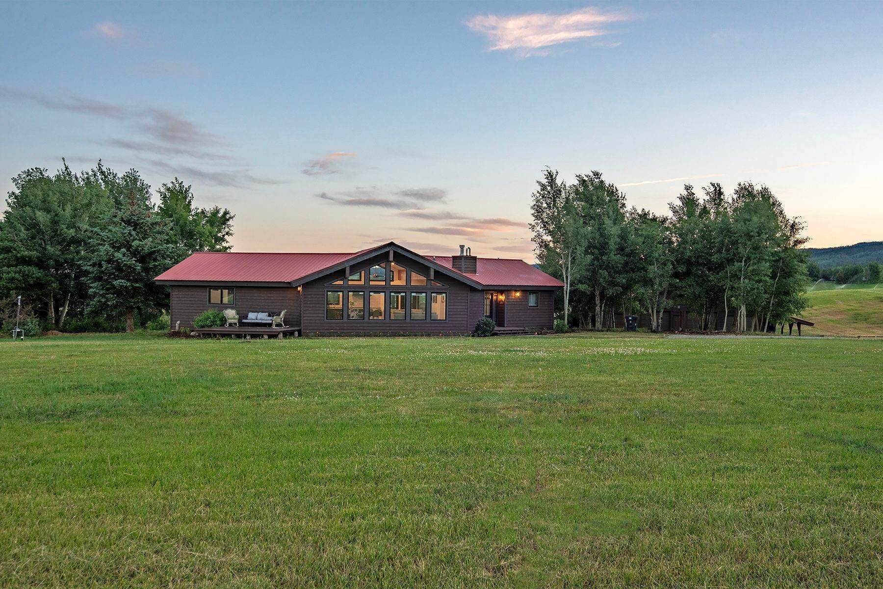 48. Single Family Homes for Sale at Exquisite Wyoming Lifestyle Property in Alta 155 Yellow Rose Drive Alta, Wyoming 83414 United States