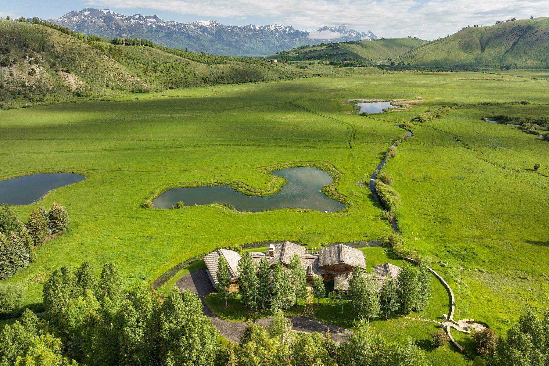 13. Other Residential Homes for Sale at Unparalleled Craftsmanship in Indian Springs 2805 W Boyles Hill Road Jackson, Wyoming 83001 United States
