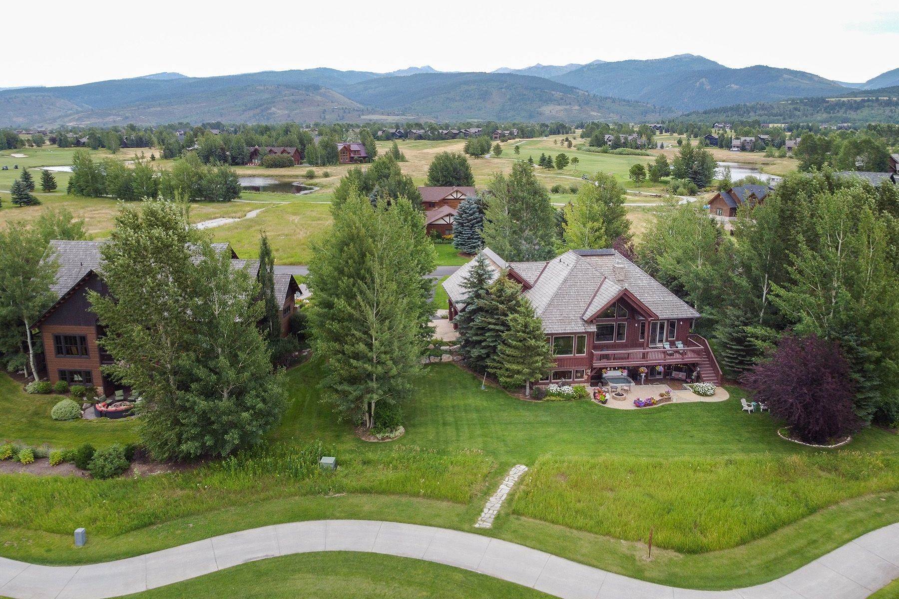4. Single Family Homes for Sale at Teton Springs Mountain Retreat 72 Hastings Drive Victor, Idaho 83455 United States